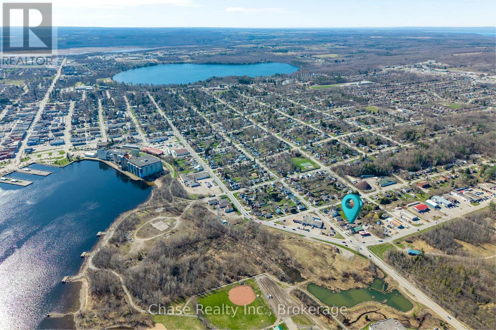 16 Fifth Street W, Midland, Ontario  L4R 3V2 - Photo 43 - S12113095