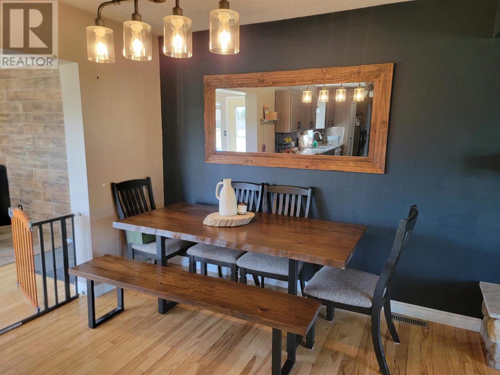 19284 Hwy 613 N, Devlin, Ontario  P0W 1C0 - Photo 2 - TB250920