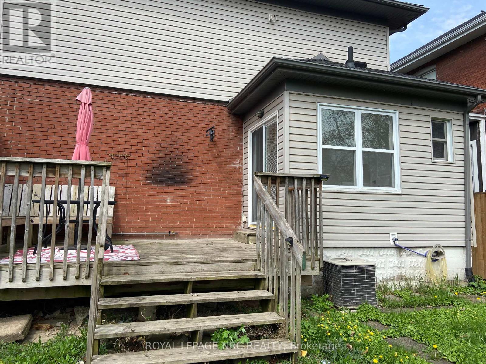 4648 Fourth Avenue, Niagara Falls, Ontario  L2E 4N7 - Photo 21 - X12112980