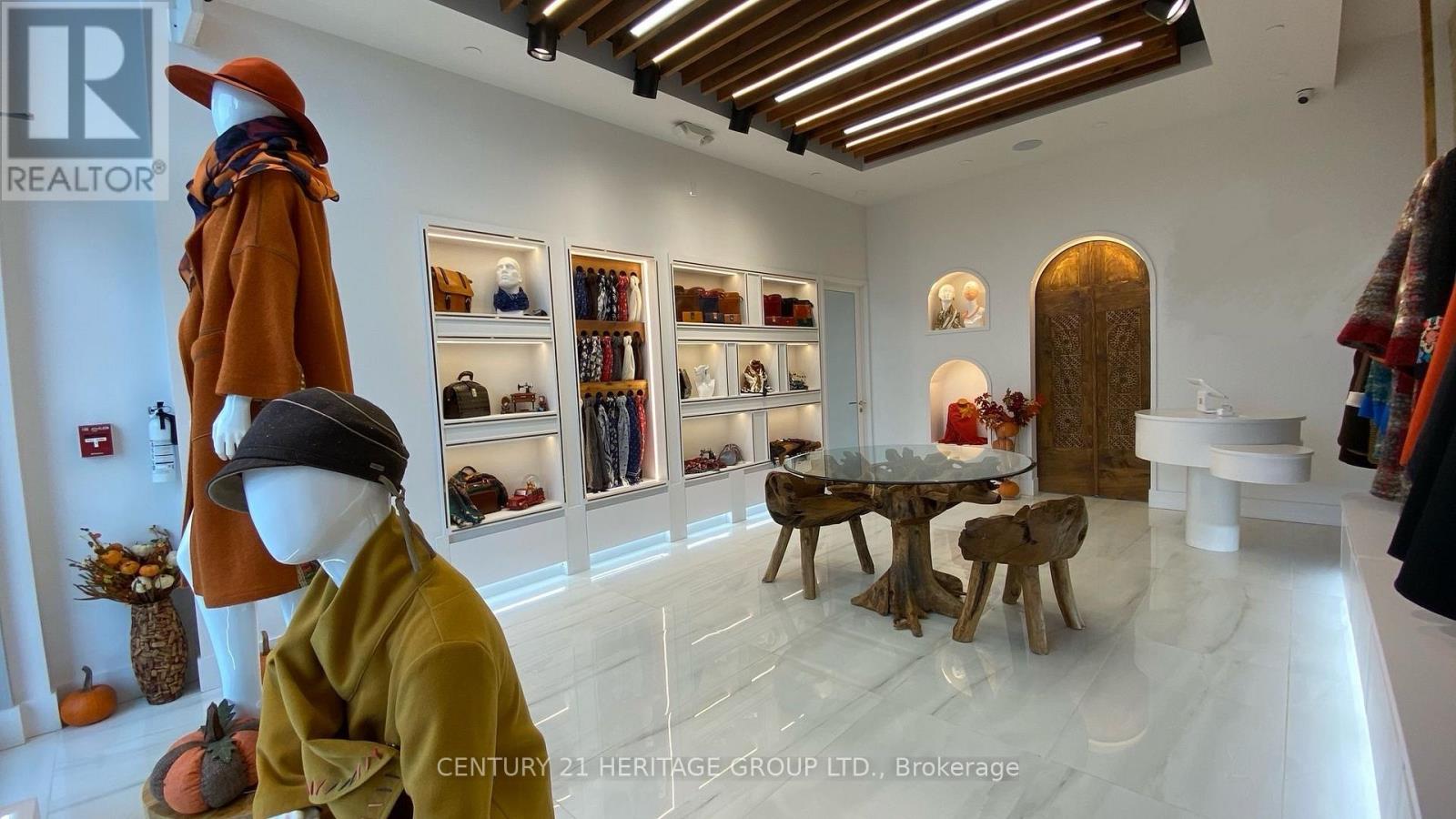B3 - 9610 YONGE STREET, Richmond Hill, Ontario
