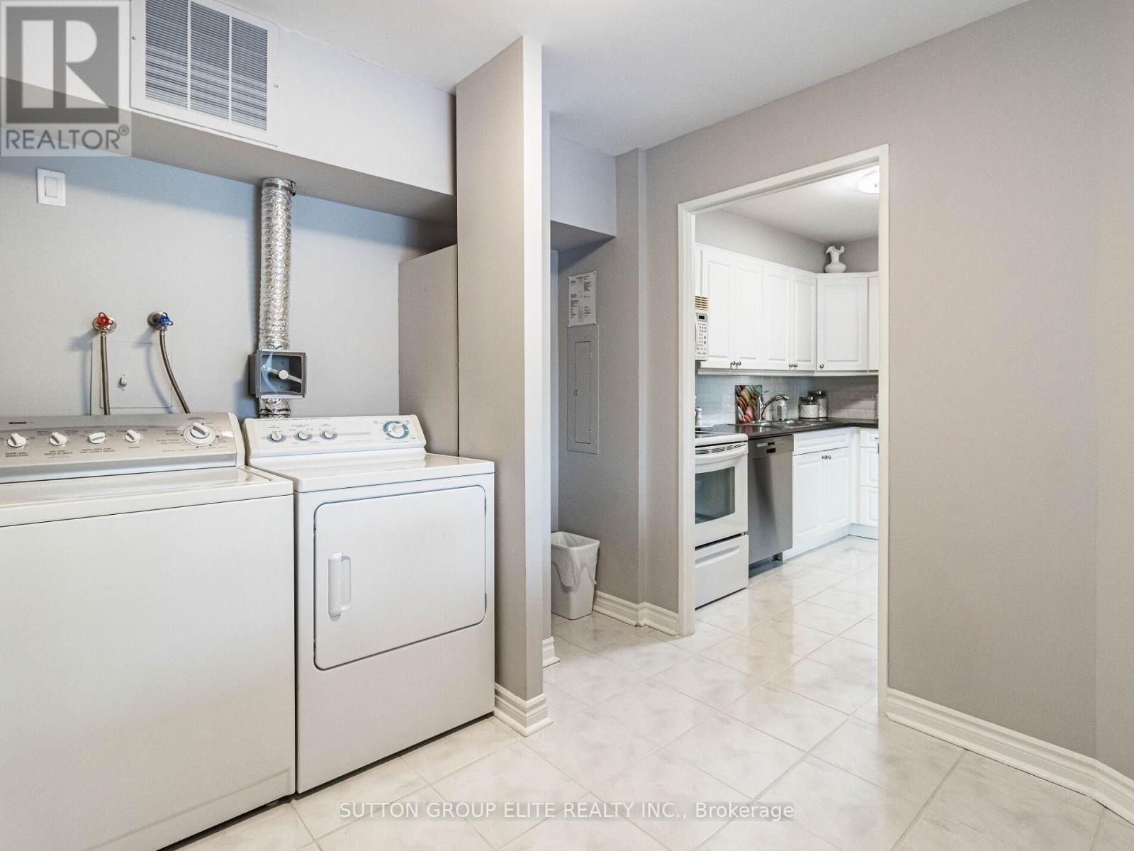 1704 - 50 Elm Drive E, Mississauga, Ontario  L5A 3X2 - Photo 27 - W11991790