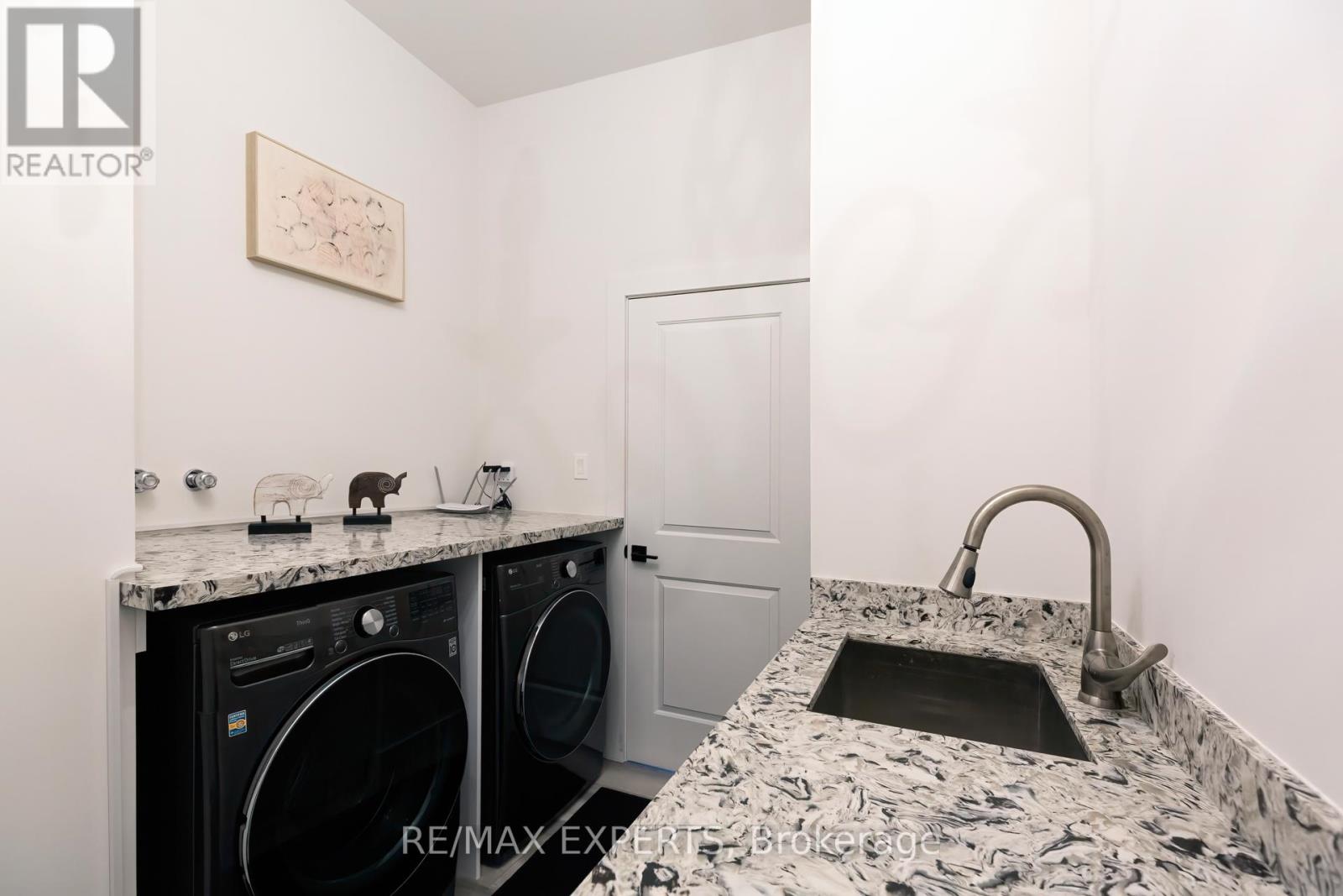 226 Larocque Road, North Bay, Ontario  P1B 8G3 - Photo 14 - X12076929