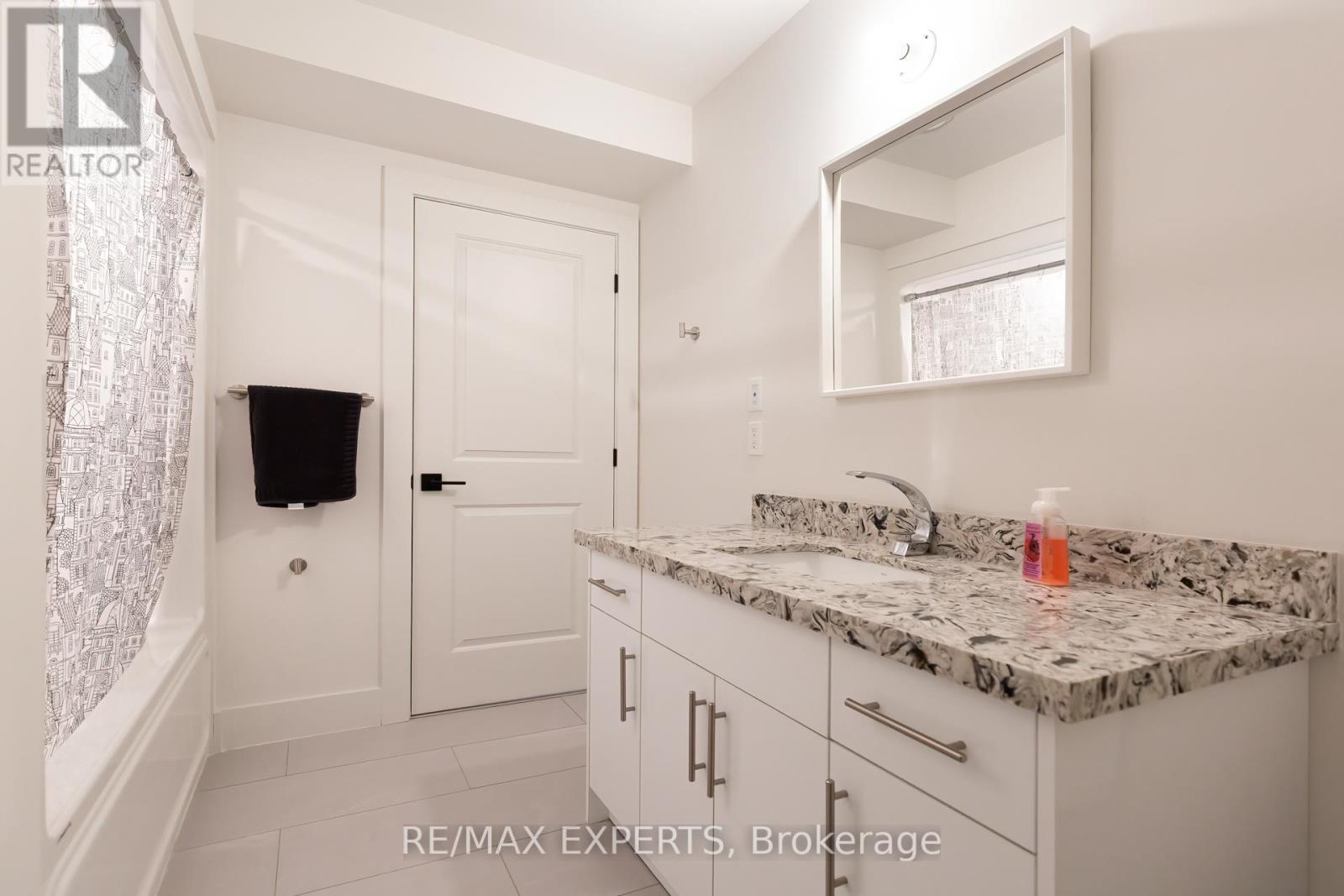 226 Larocque Road, North Bay, Ontario  P1B 8G3 - Photo 30 - X12076929