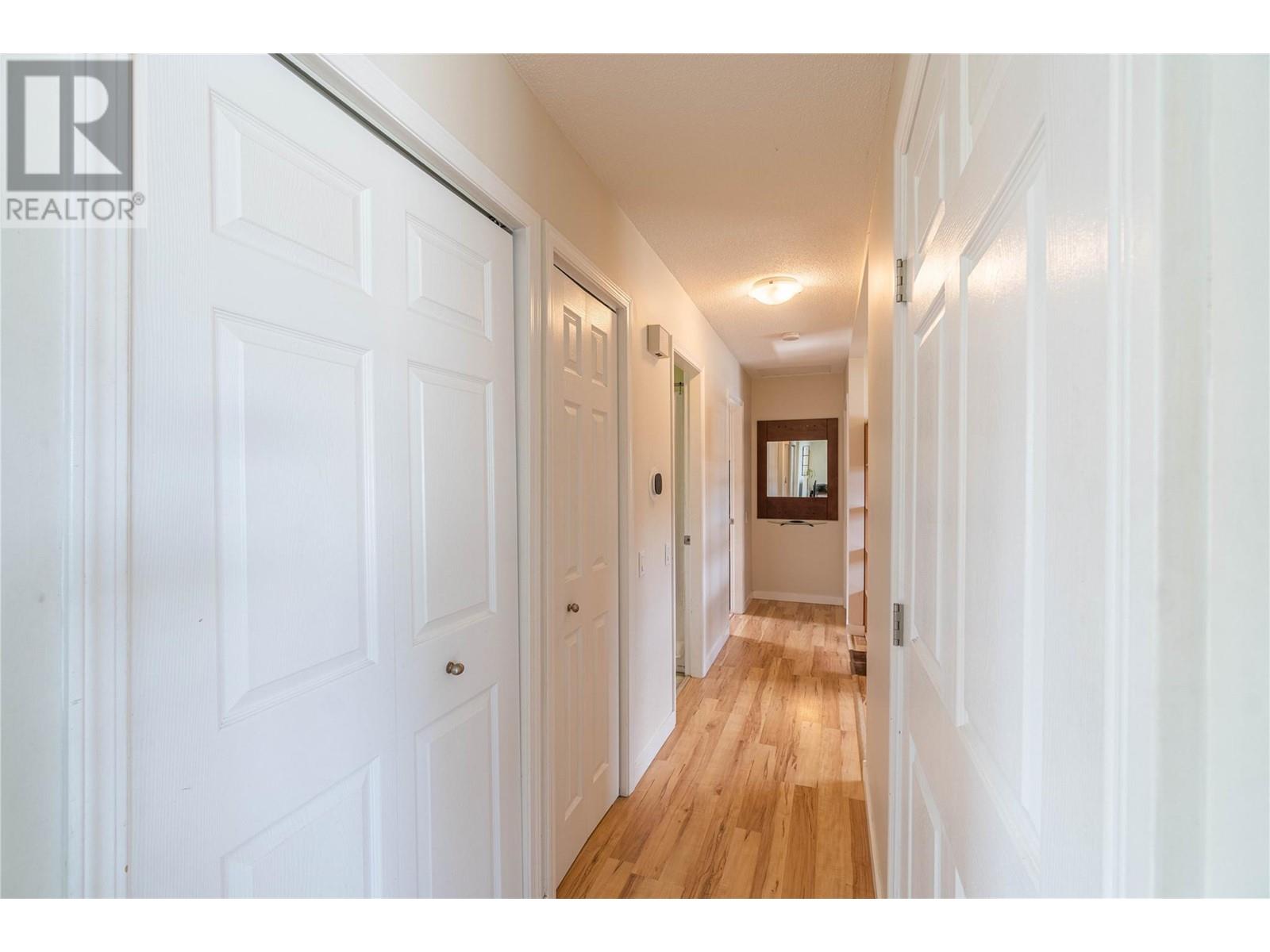 869 Serle Road, Kamloops, British Columbia  V2B 6L8 - Photo 27 - 10345481