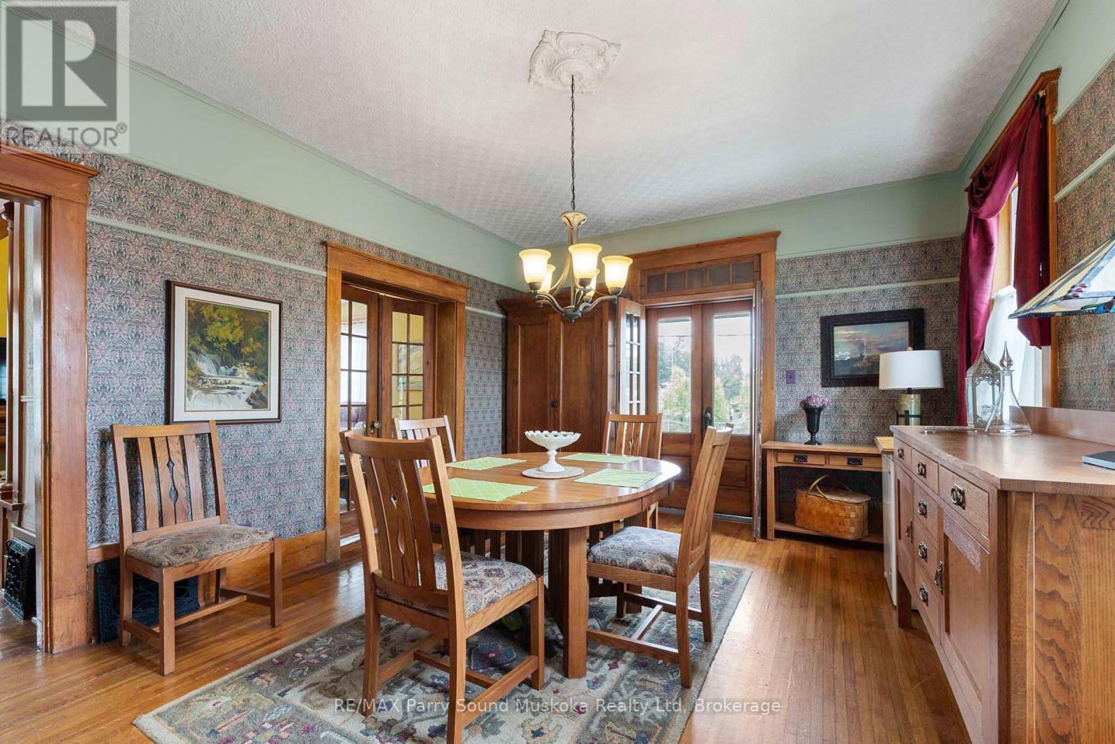 43 Church Street, Parry Sound, Ontario  P2A 1Y6 - Photo 15 - X12113058