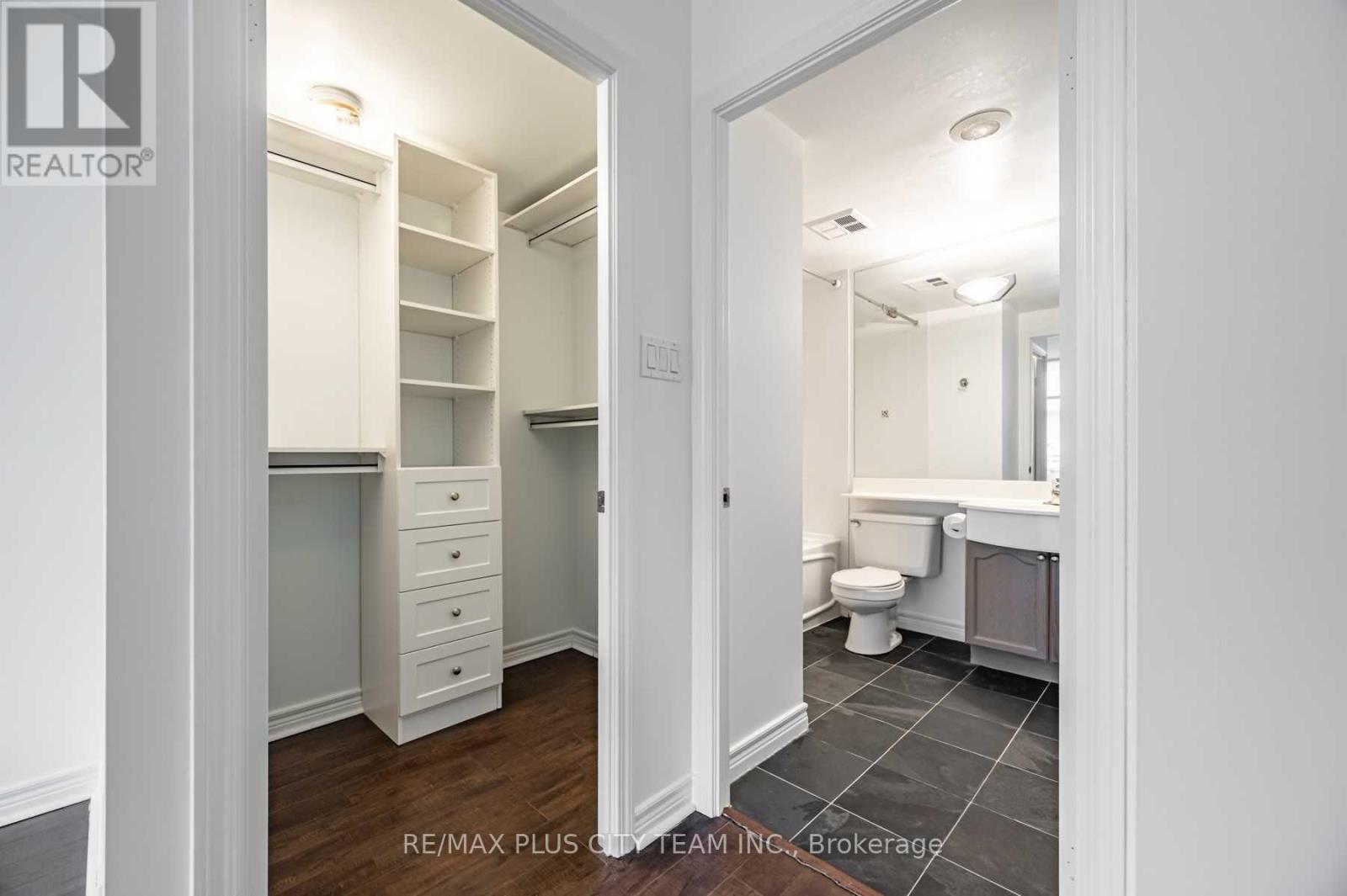 Sph07 - 600 Queens Quay W, Toronto, Ontario  M5V 3M3 - Photo 18 - C12113055