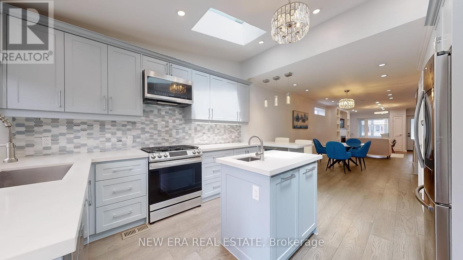 34 Kimbourne Avenue, Toronto, Ontario  M4J 4J2 - Photo 13 - E12113037