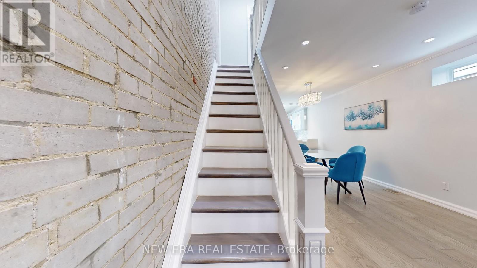 34 Kimbourne Avenue, Toronto, Ontario  M4J 4J2 - Photo 17 - E12113037