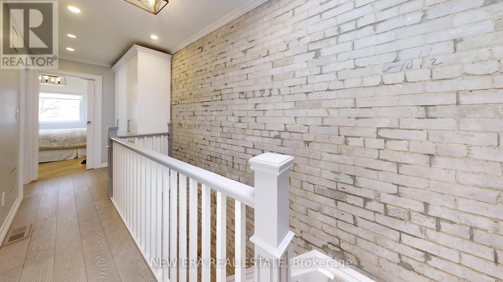 34 Kimbourne Avenue, Toronto, Ontario  M4J 4J2 - Photo 18 - E12113037