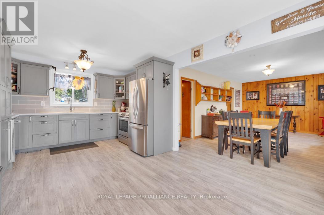 301 Sherry Road, Tweed, Ontario  K0K 3H0 - Photo 8 - X12112828