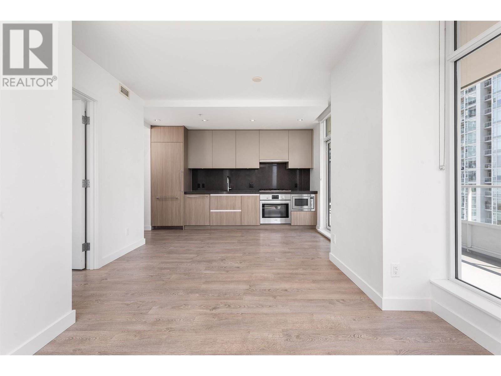 2109 6080 Mckay Avenue, Burnaby, British Columbia  V6P 1Z4 - Photo 2 - R2995852