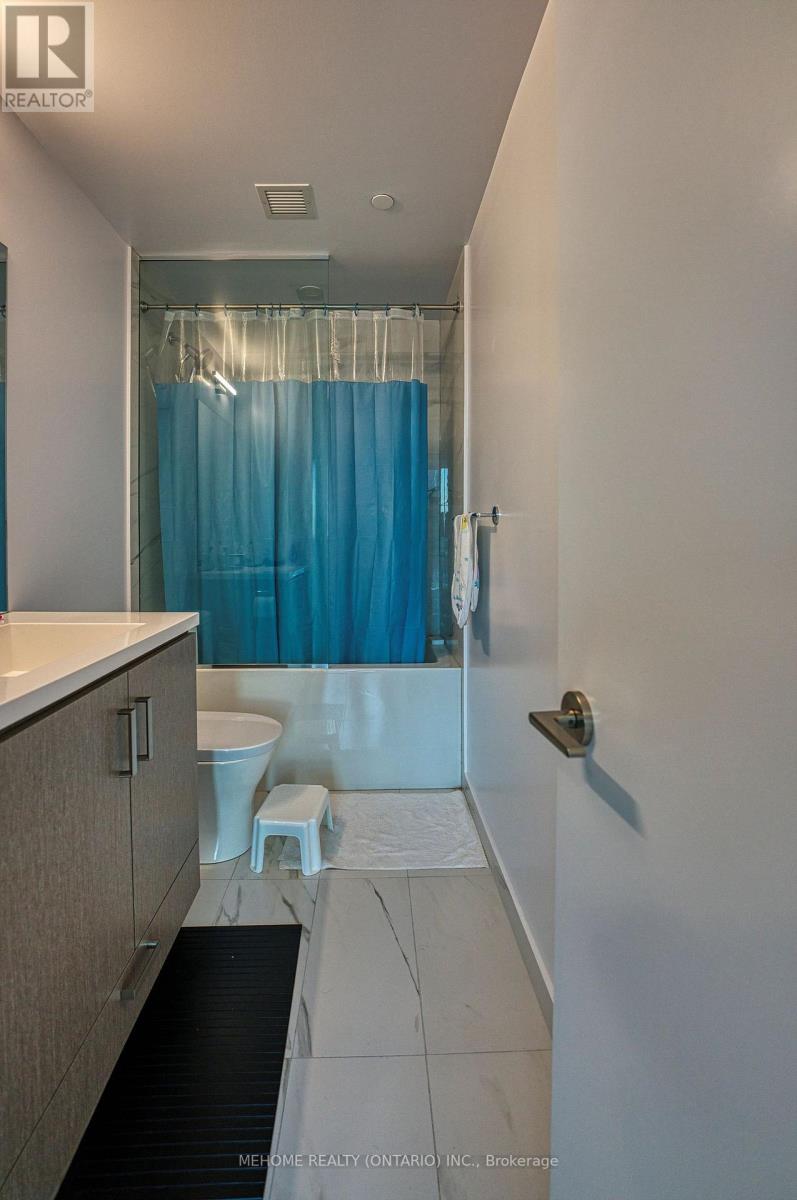 1021 - 38 Honeycrisp Crescent, Vaughan, Ontario  L4K 0M8 - Photo 12 - N12112970