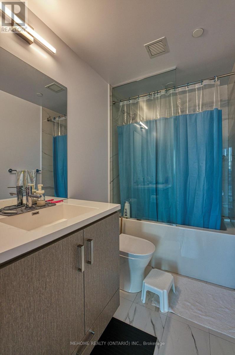 1021 - 38 Honeycrisp Crescent, Vaughan, Ontario  L4K 0M8 - Photo 13 - N12112970