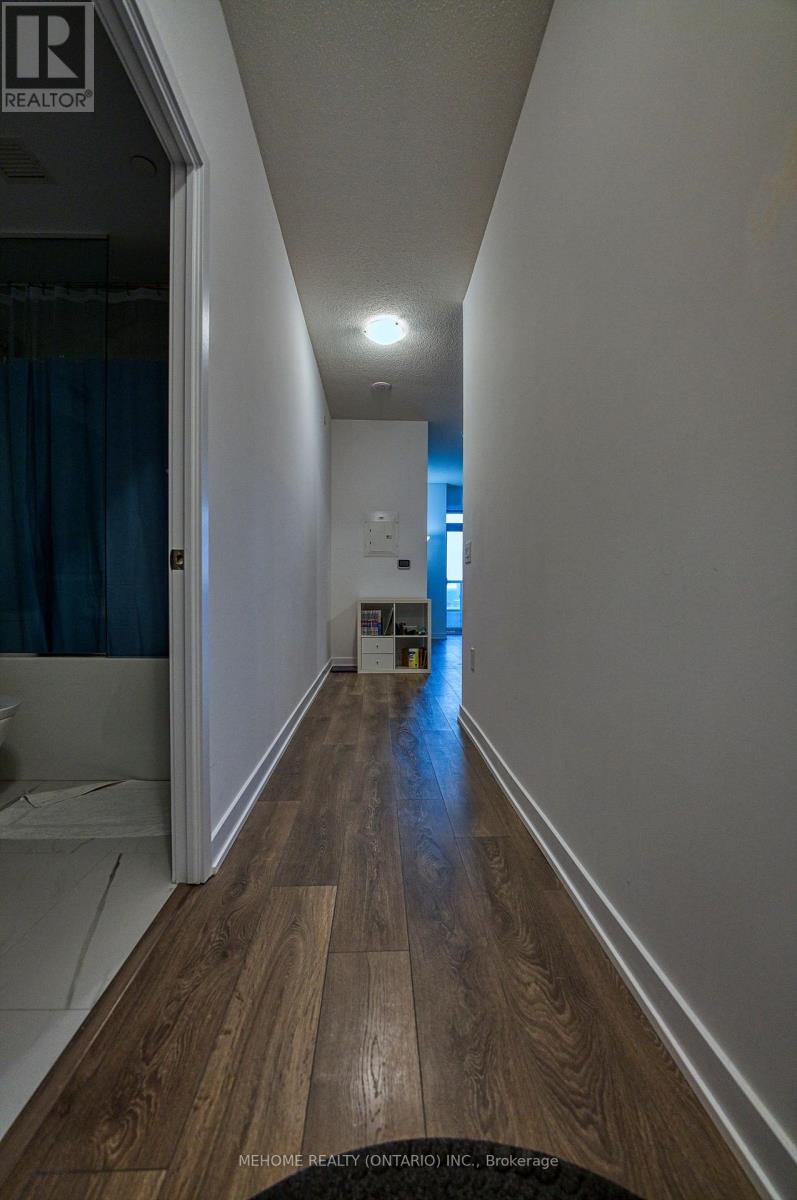 Property at 1021 - 38 HONEYCRISP CRESCENT image 5