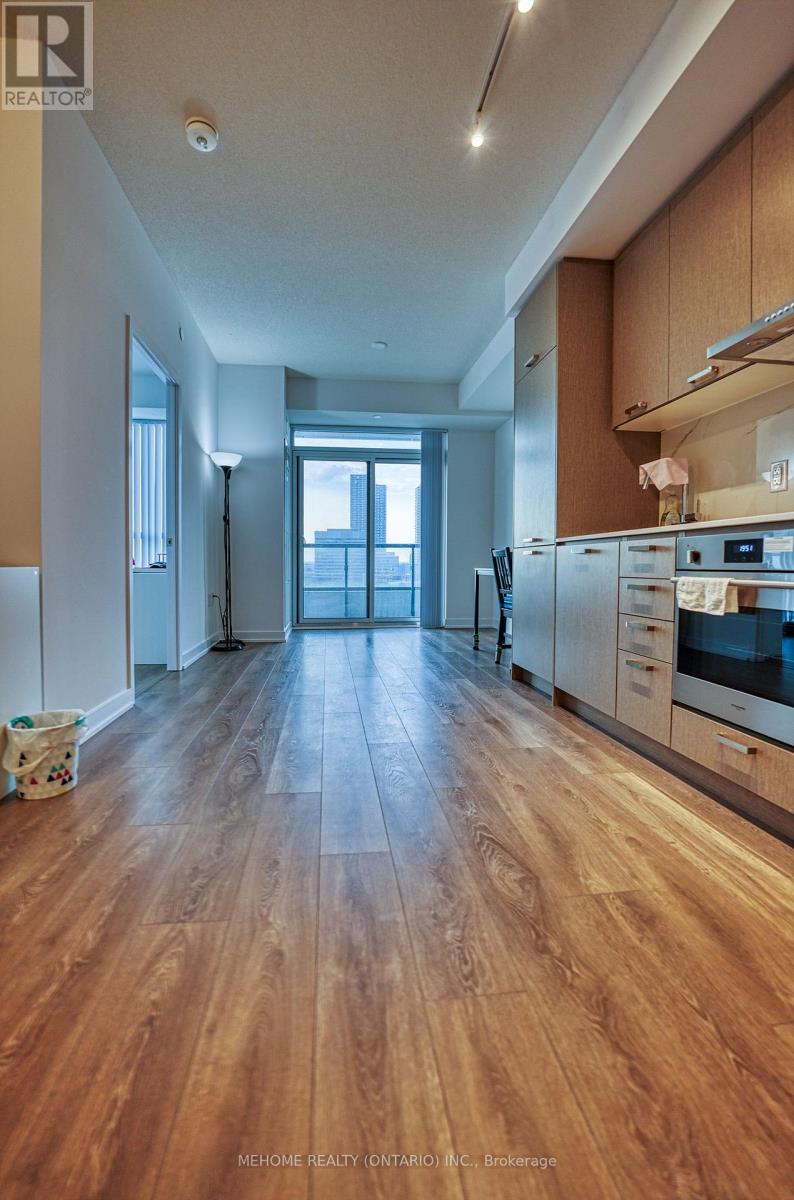 1021 - 38 Honeycrisp Crescent, Vaughan, Ontario  L4K 0M8 - Photo 7 - N12112970
