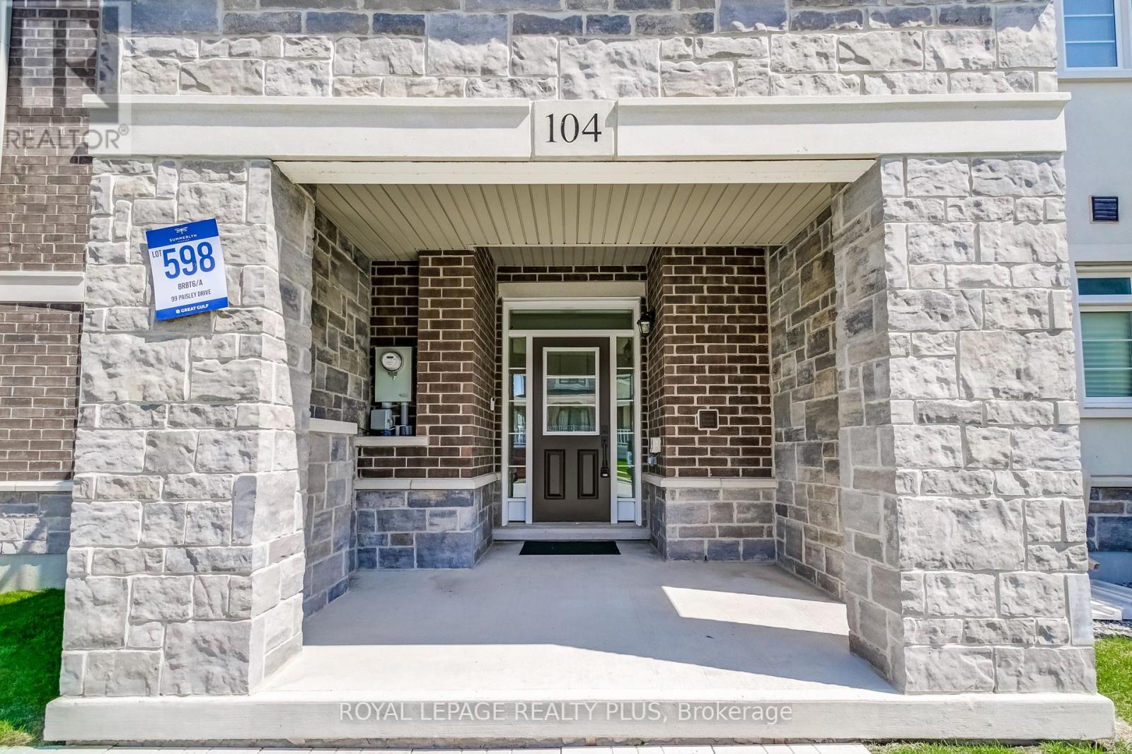 104 Paisley Drive, Bradford West Gwillimbury, Ontario  L3Z 4P1 - Photo 4 - N12113017