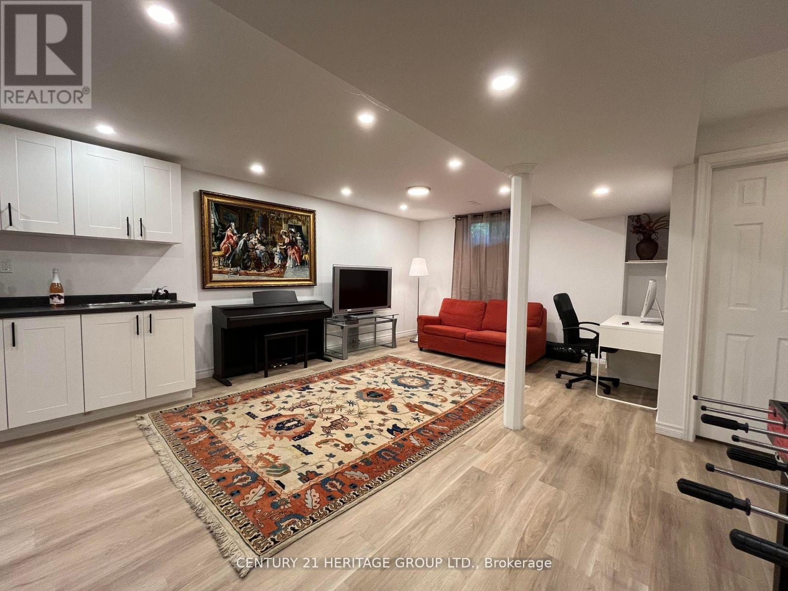 53 Coventry Court, Richmond Hill, Ontario  L4C 8B9 - Photo 24 - N12113121
