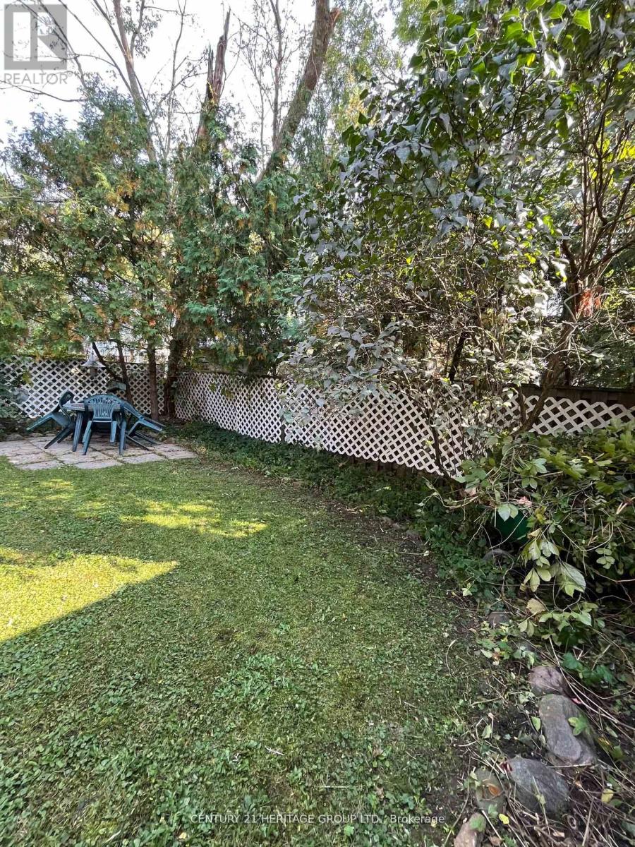 53 Coventry Court, Richmond Hill, Ontario  L4C 8B9 - Photo 39 - N12113121