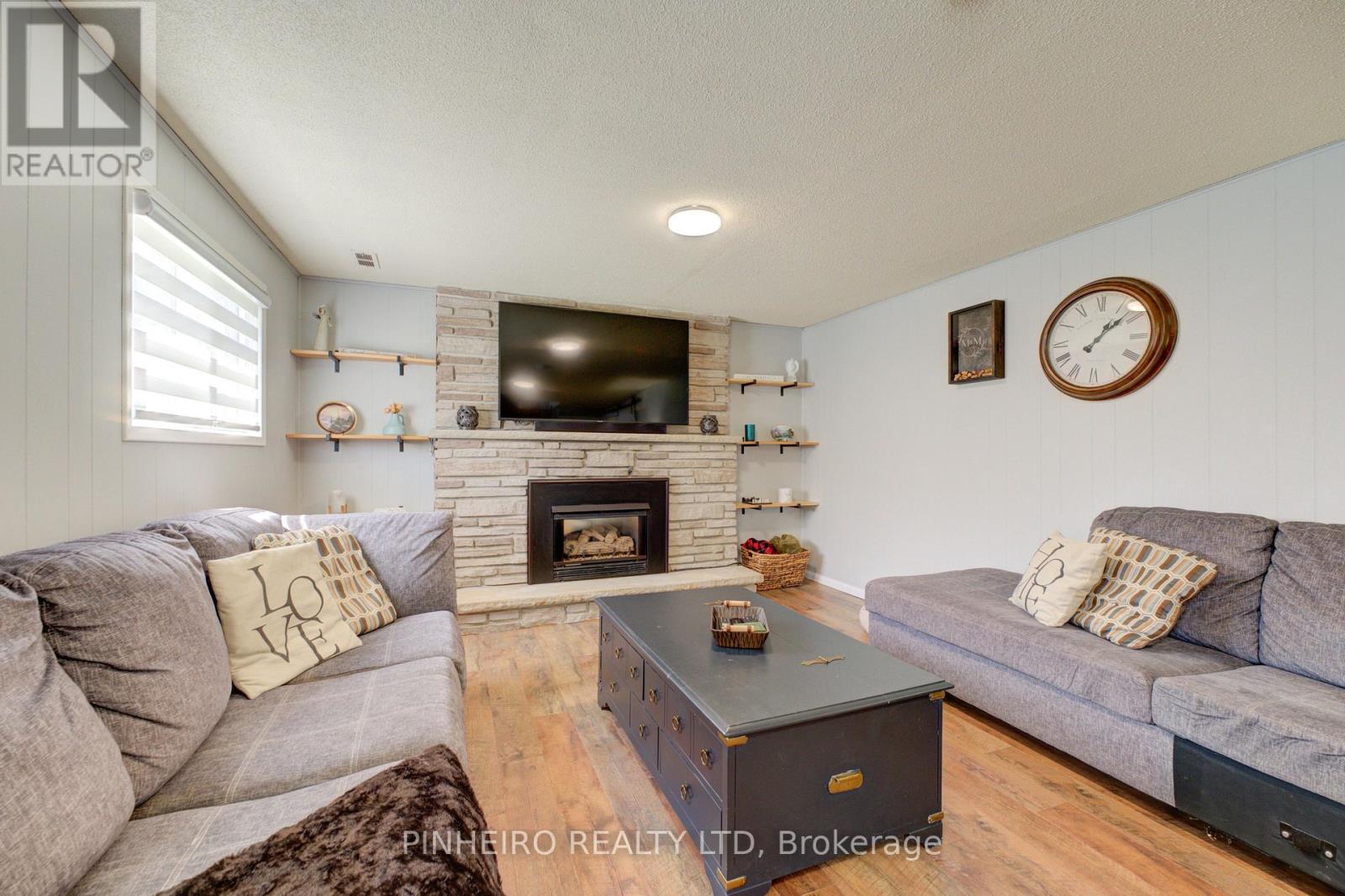 7 Mclarty Drive, St. Thomas, Ontario  N5R 5J7 - Photo 2 - X12083452