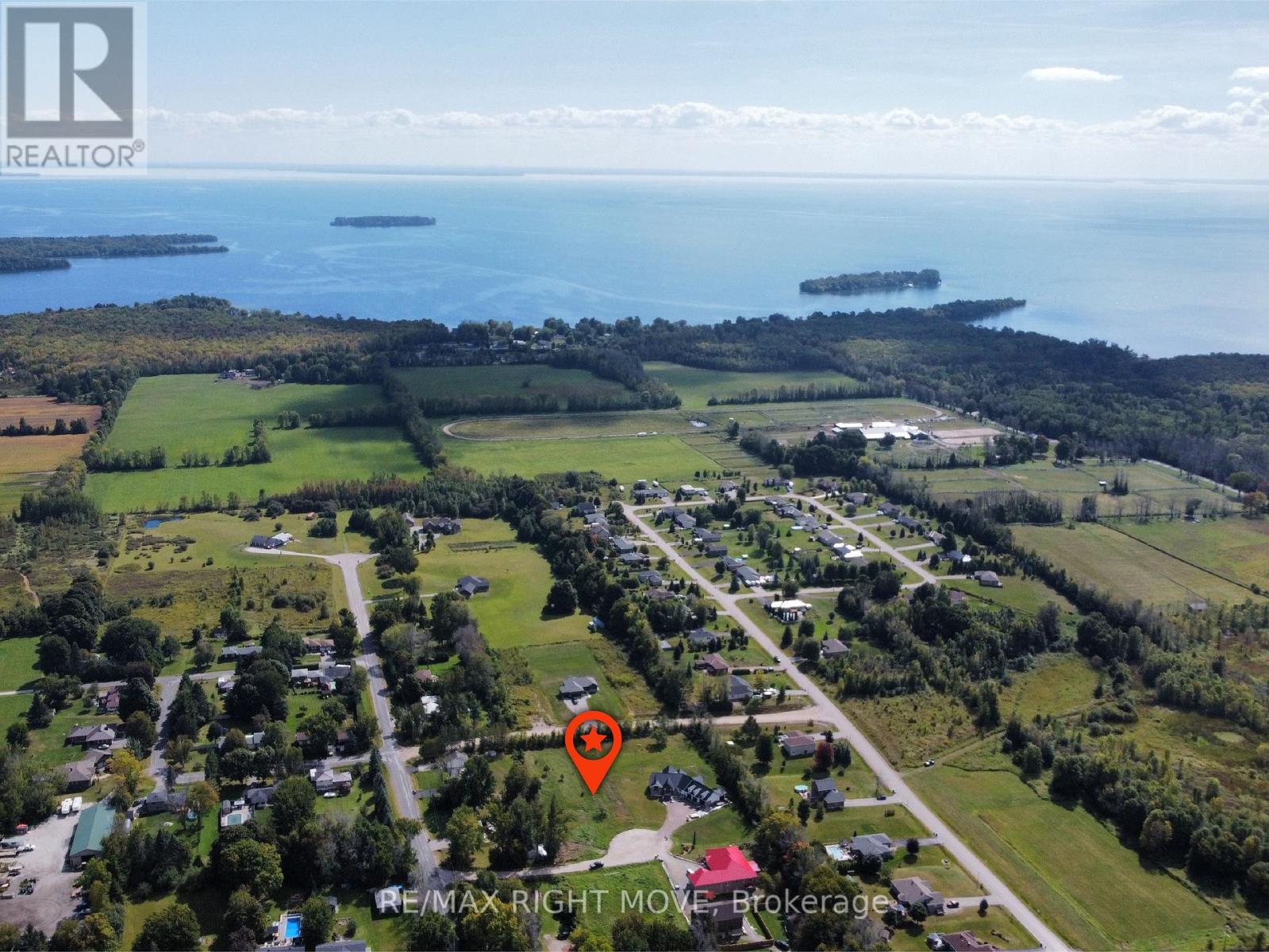 11 Ferreira Road, Ramara, Ontario  L3V 0M9 - Photo 2 - S12113030