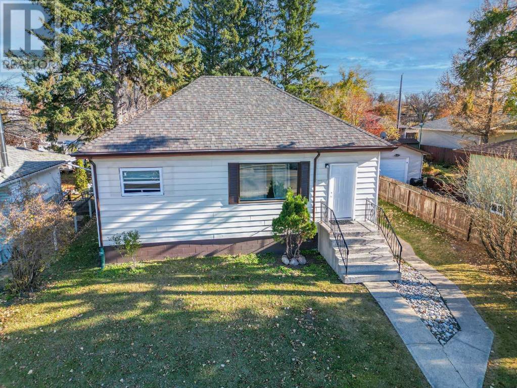 Property at 4209 43 Avenue image 3