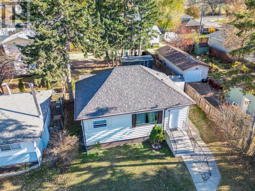 Property at 4209 43 Avenue image 4