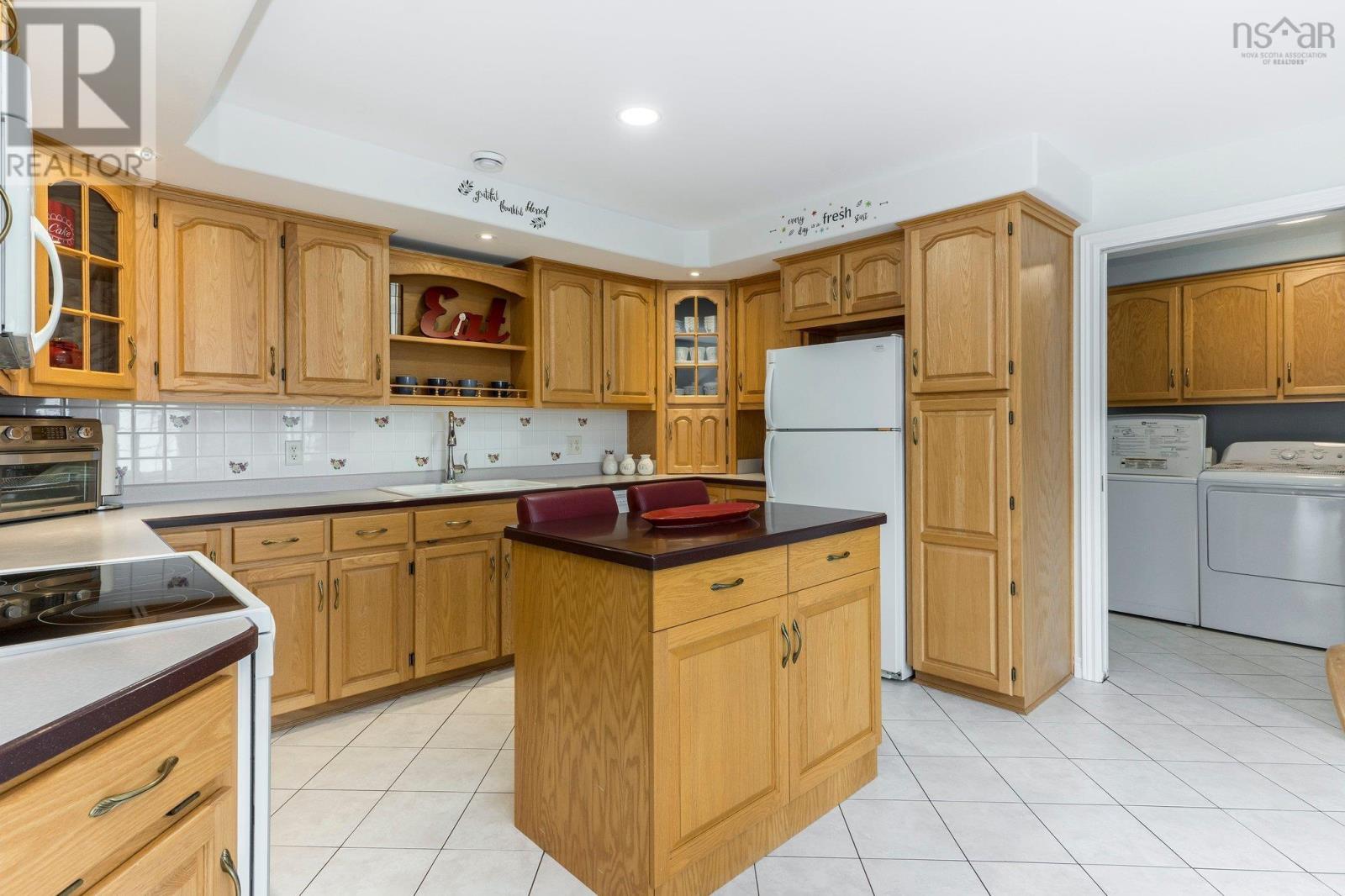 111 Highway 2, Enfield, Nova Scotia  B2T 1C8 - Photo 31 - 202509268