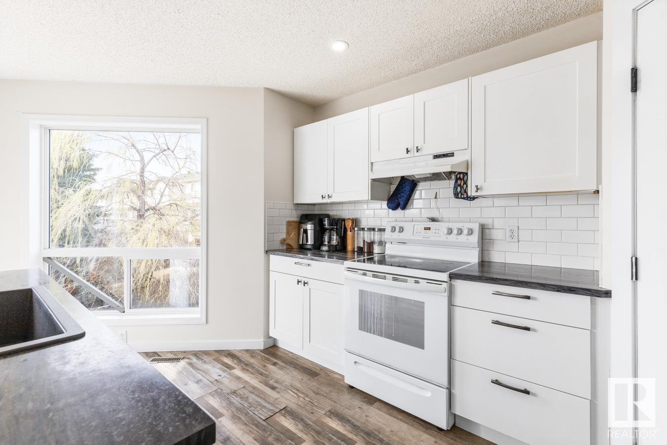9109 164 Av Nw, Edmonton, Alberta  T5Z 3H7 - Photo 11 - E4433412