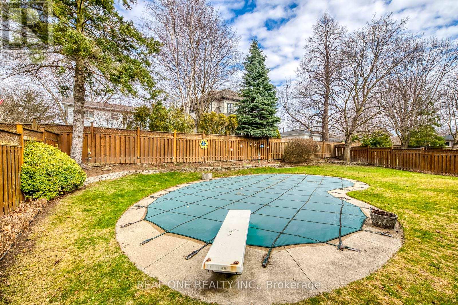 201 Arichat Road, Oakville, Ontario  L6J 5N5 - Photo 45 - W12112976
