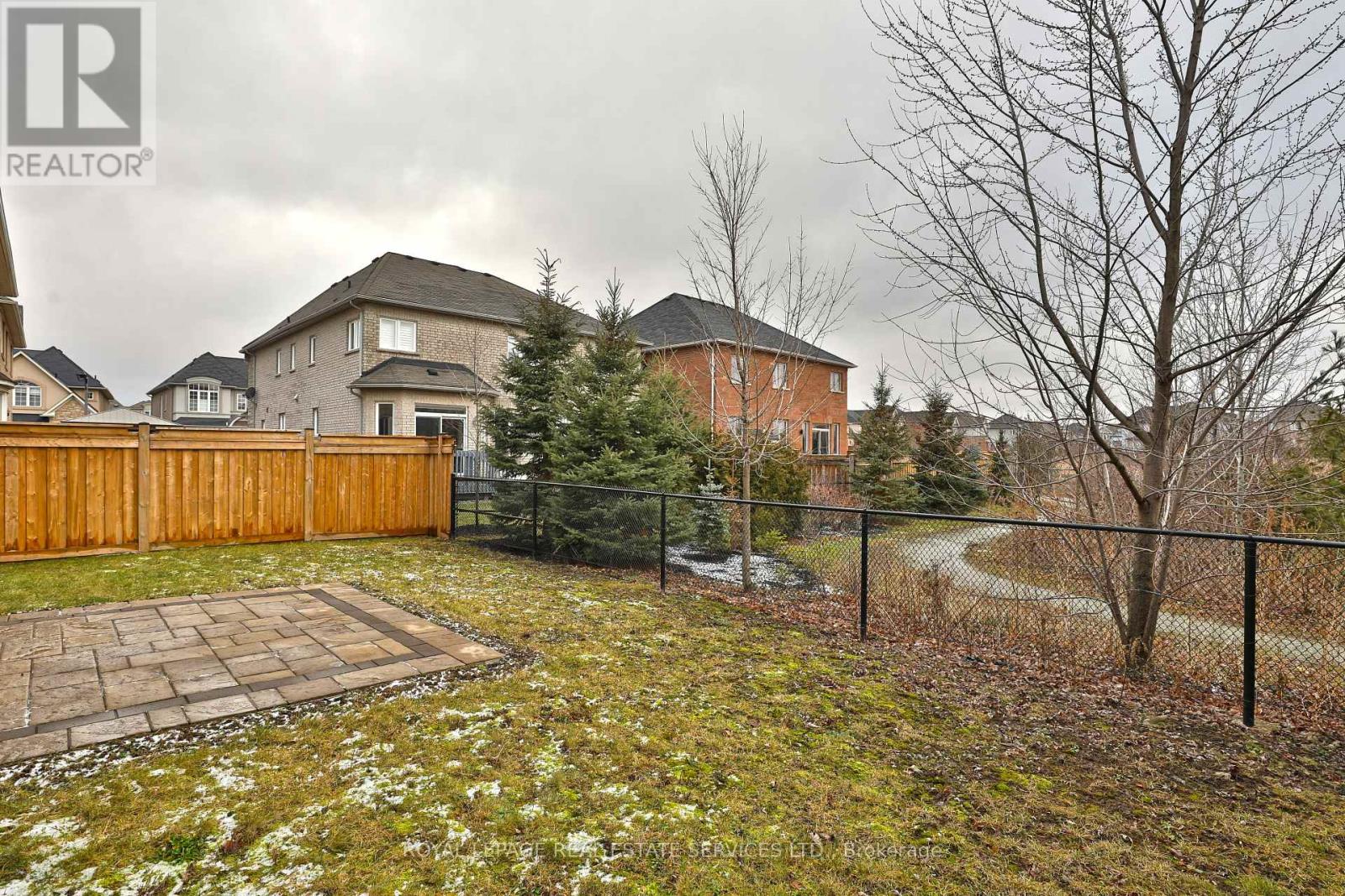 2383 Calloway Drive, Oakville, Ontario  L6M 0C1 - Photo 18 - W12112978