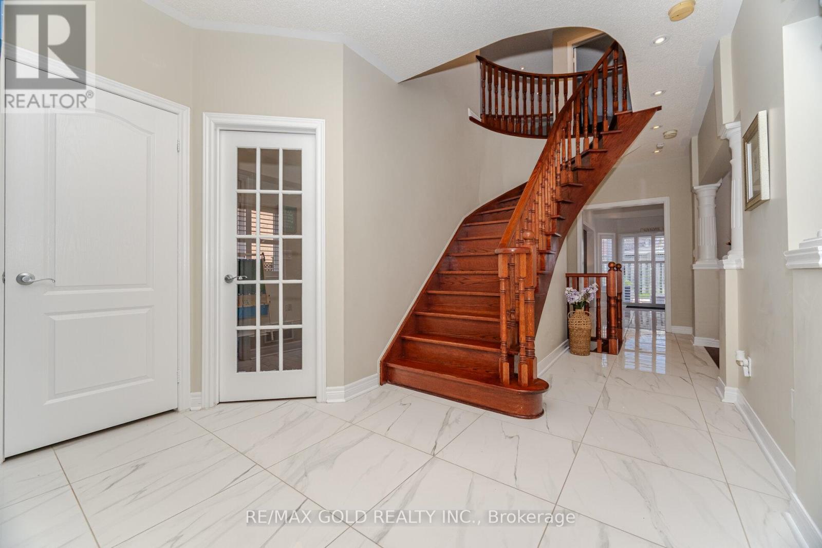55 Royal Valley Drive, Caledon, Ontario  L7C 1A9 - Photo 22 - W12112979
