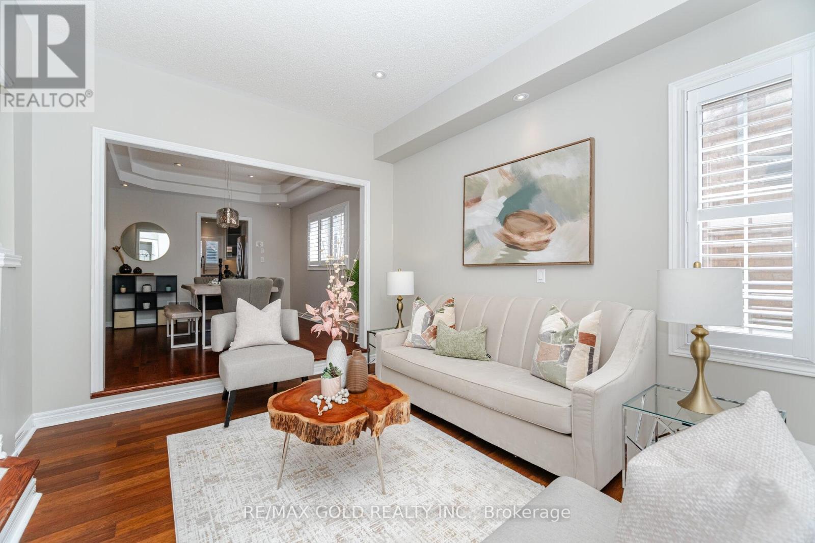 55 Royal Valley Drive, Caledon, Ontario  L7C 1A9 - Photo 7 - W12112979