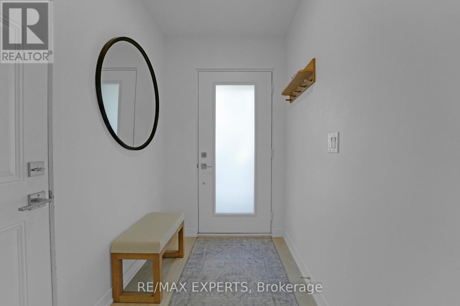 37 - 1095 Cooke Boulevard, Burlington, Ontario  L7T 0C4 - Photo 4 - W12112989