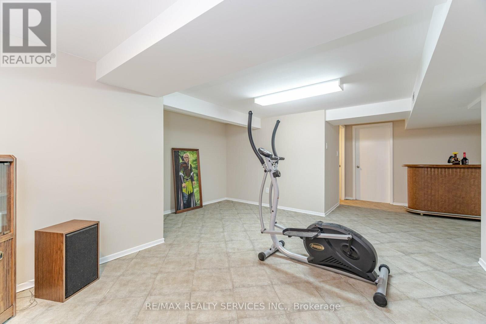 18 Wellington Street W, Brampton, Ontario  L6Y 1K5 - Photo 40 - W12113032