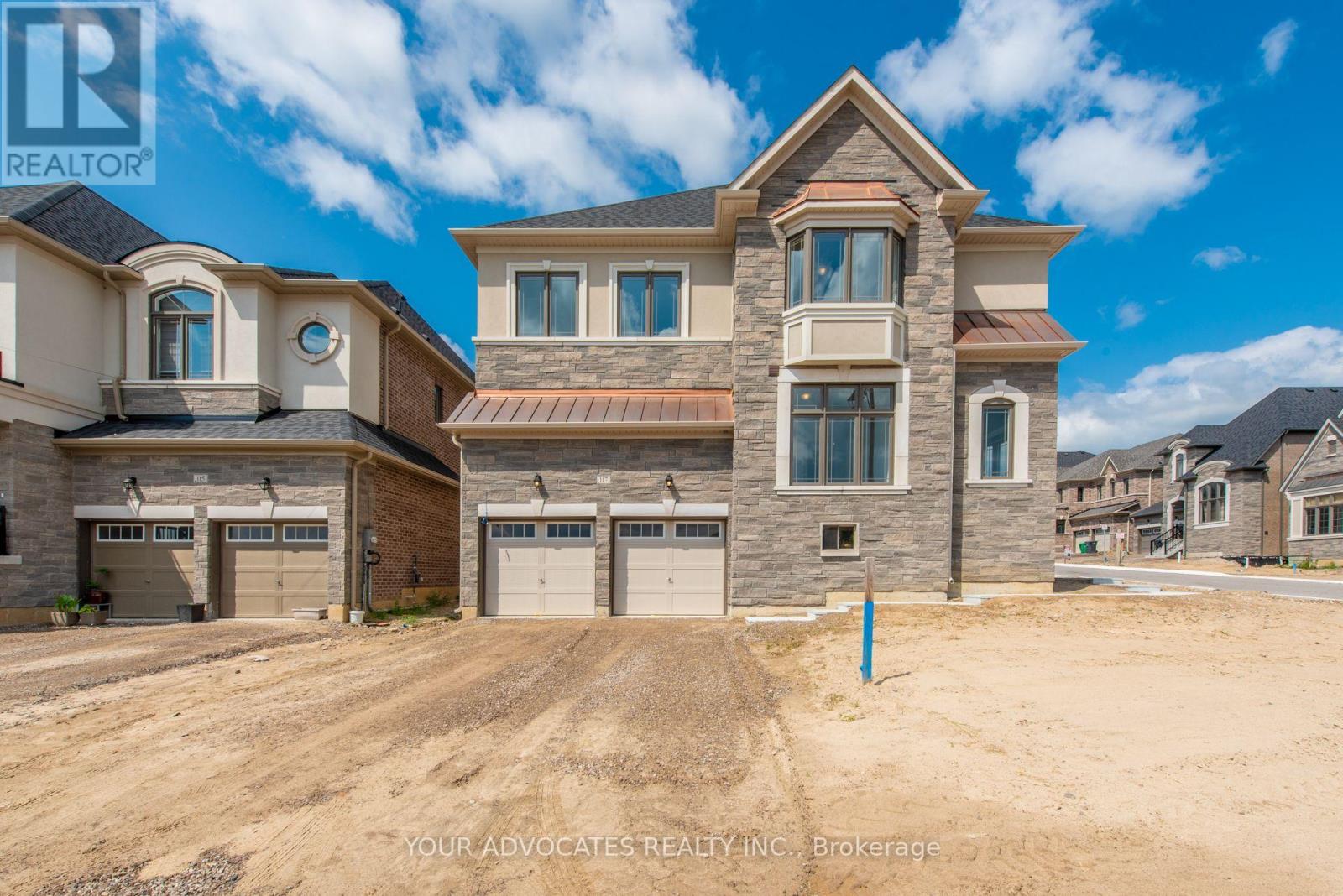 117 James Walker Avenue, Caledon, Ontario  L7C 4N1 - Photo 2 - W12113034