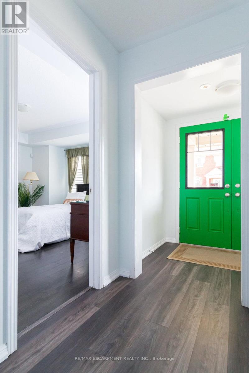 Property at 668 SELLERS PATH image 3