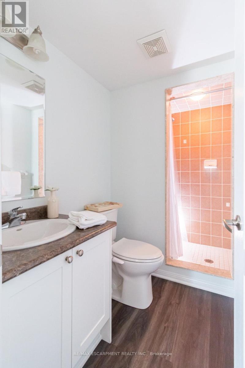 Property at 668 SELLERS PATH image 5