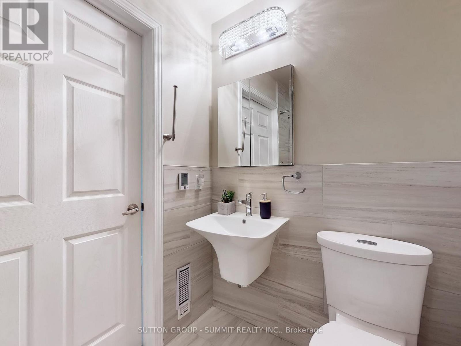 3036 Harvey Crescent, Mississauga, Ontario  L5L 4W1 - Photo 17 - W12113042