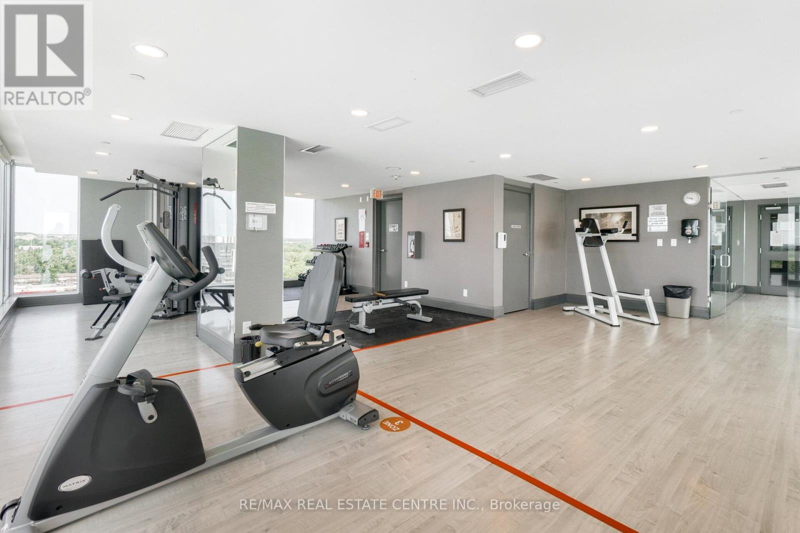 808 - 11 Bronte Road, Oakville, Ontario  L6L 5B6 - Photo 43 - W12113098