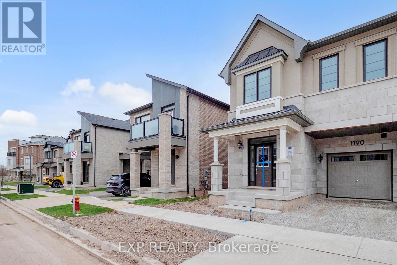 1190 Tanbark Avenue, Oakville, Ontario  L6H 3X1 - Photo 3 - W12113101