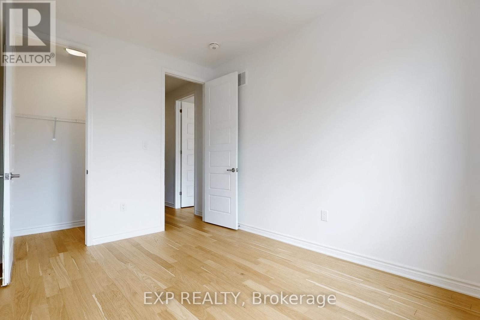 1190 Tanbark Avenue, Oakville, Ontario  L6H 3X1 - Photo 33 - W12113101