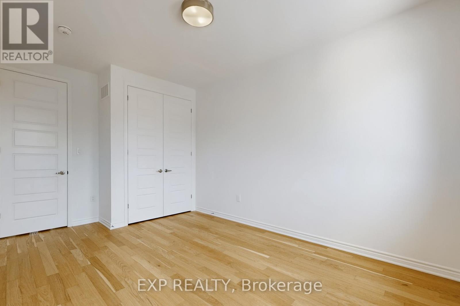 1190 Tanbark Avenue, Oakville, Ontario  L6H 3X1 - Photo 36 - W12113101