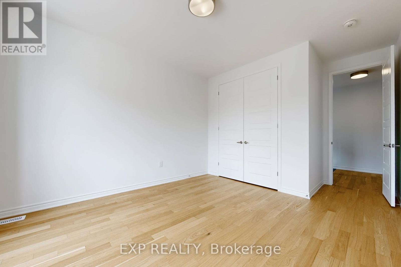 1190 Tanbark Avenue, Oakville, Ontario  L6H 3X1 - Photo 39 - W12113101