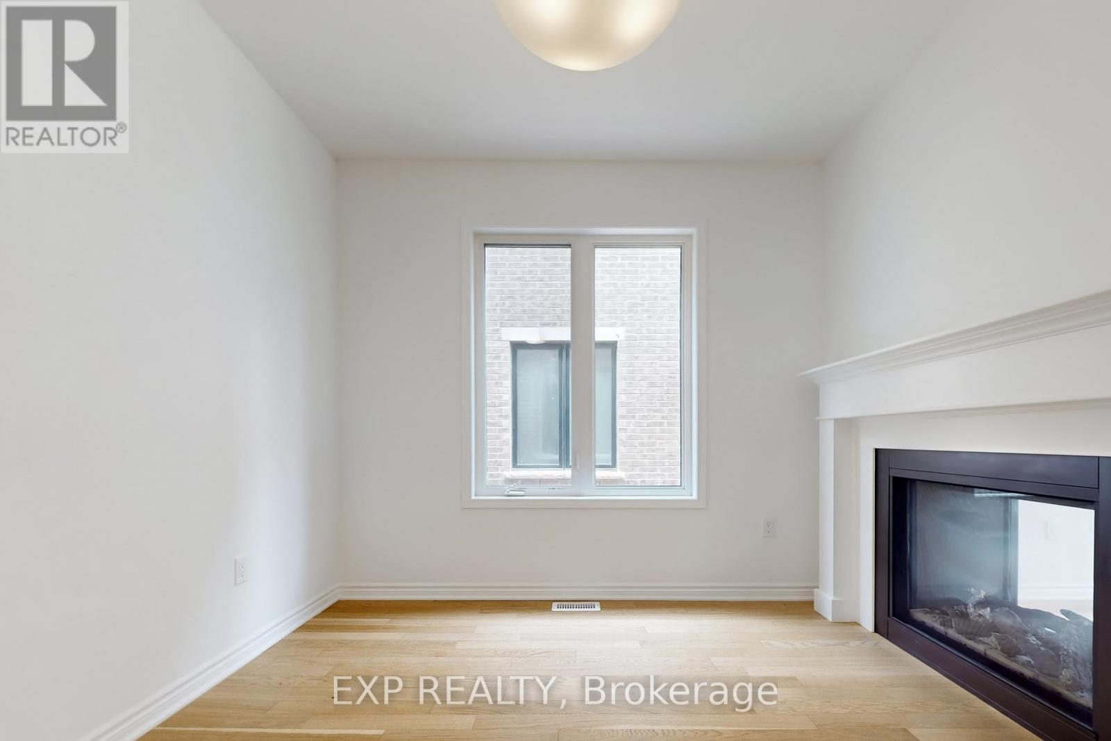 1190 Tanbark Avenue, Oakville, Ontario  L6H 3X1 - Photo 5 - W12113101