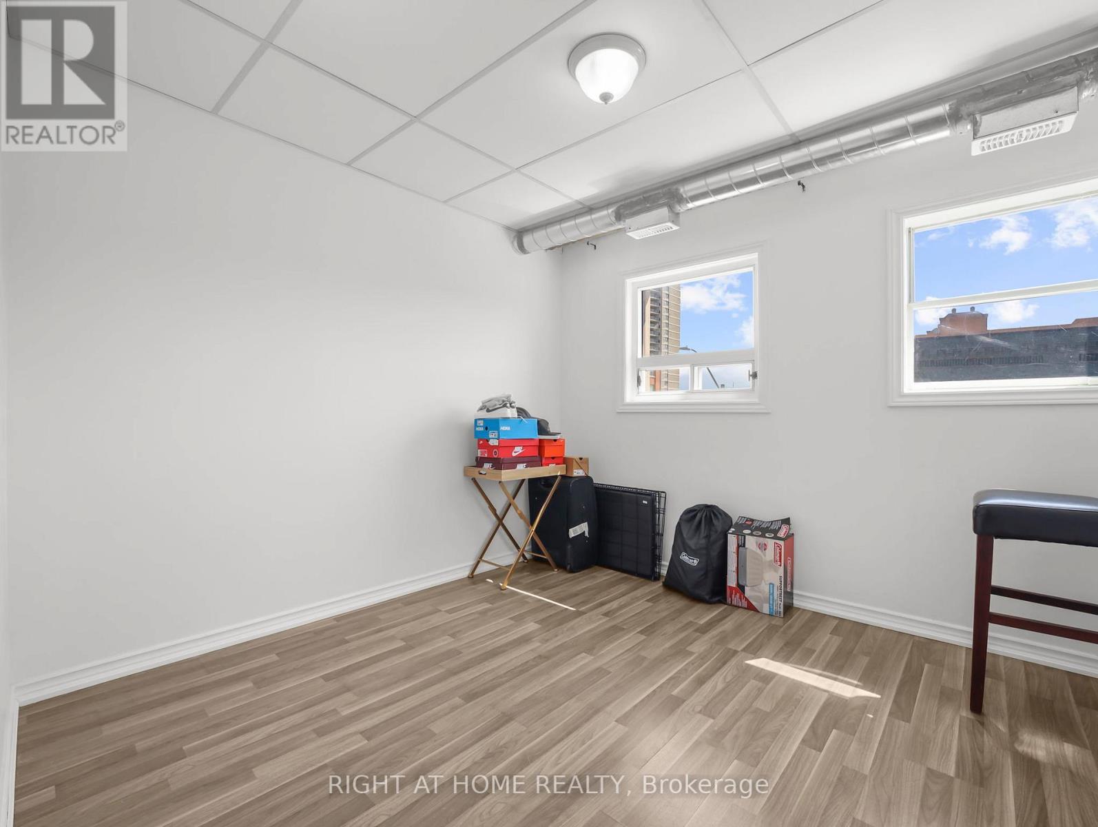 84 - 86 John Street S, Hamilton (Corktown), Ontario  L8N 2C1 - Photo 20 - X12113051