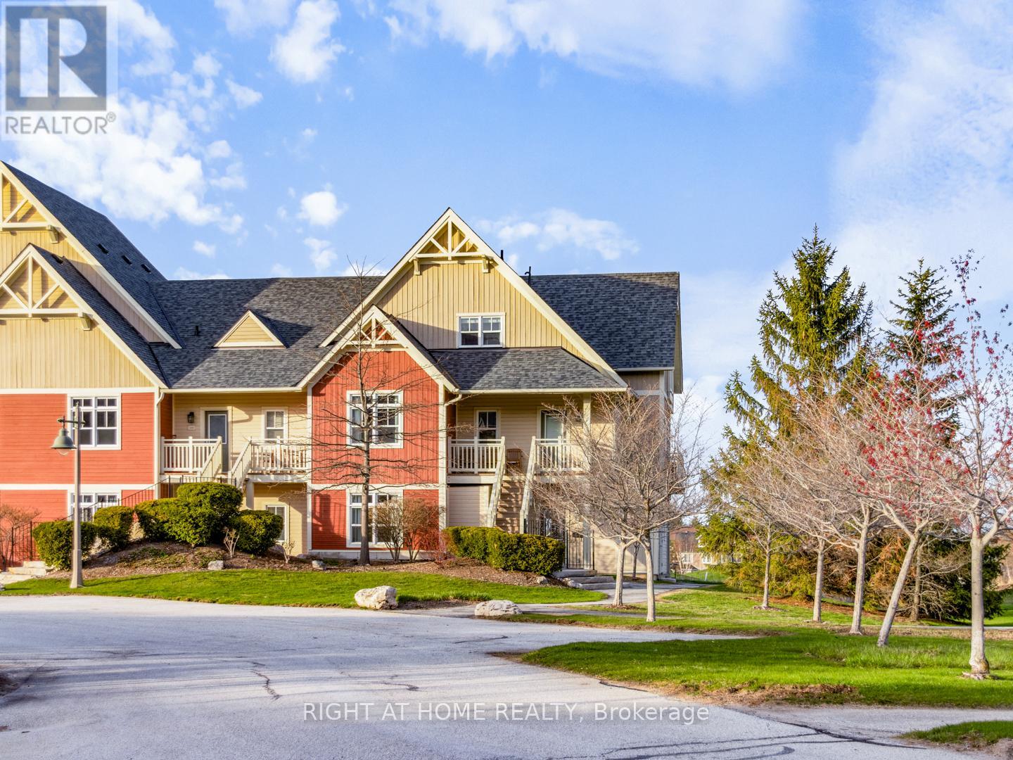 229 - 130 FAIRWAY COURT, Blue Mountains, Ontario