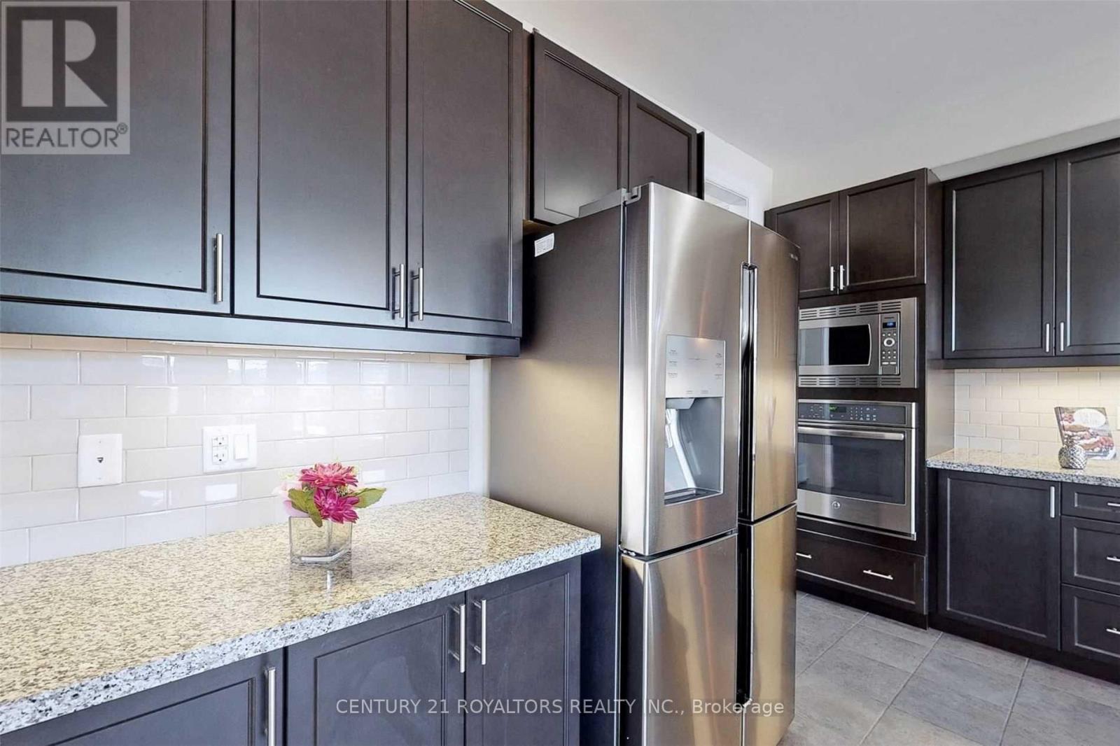 1572 Cahill Drive, Peterborough West, Ontario  K9K 0G6 - Photo 13 - X12113081