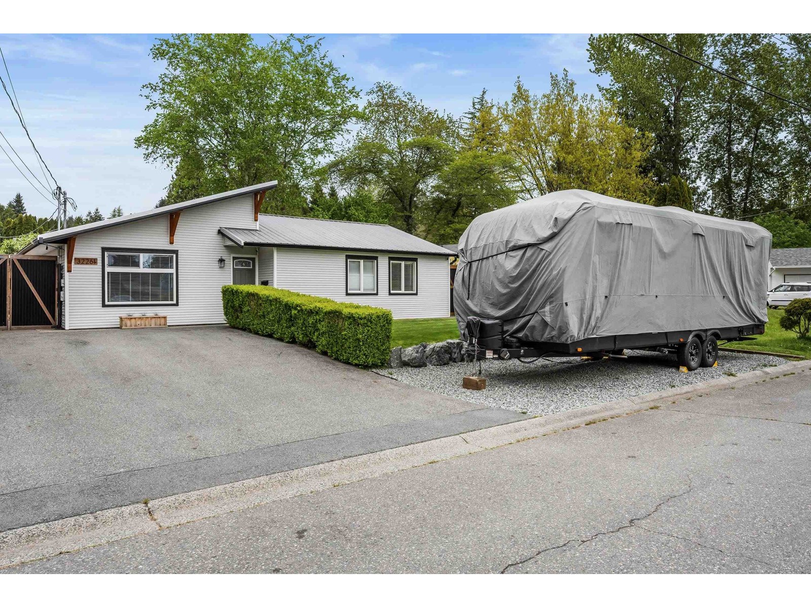 Property at 32261 SWIFT DRIVE image 4