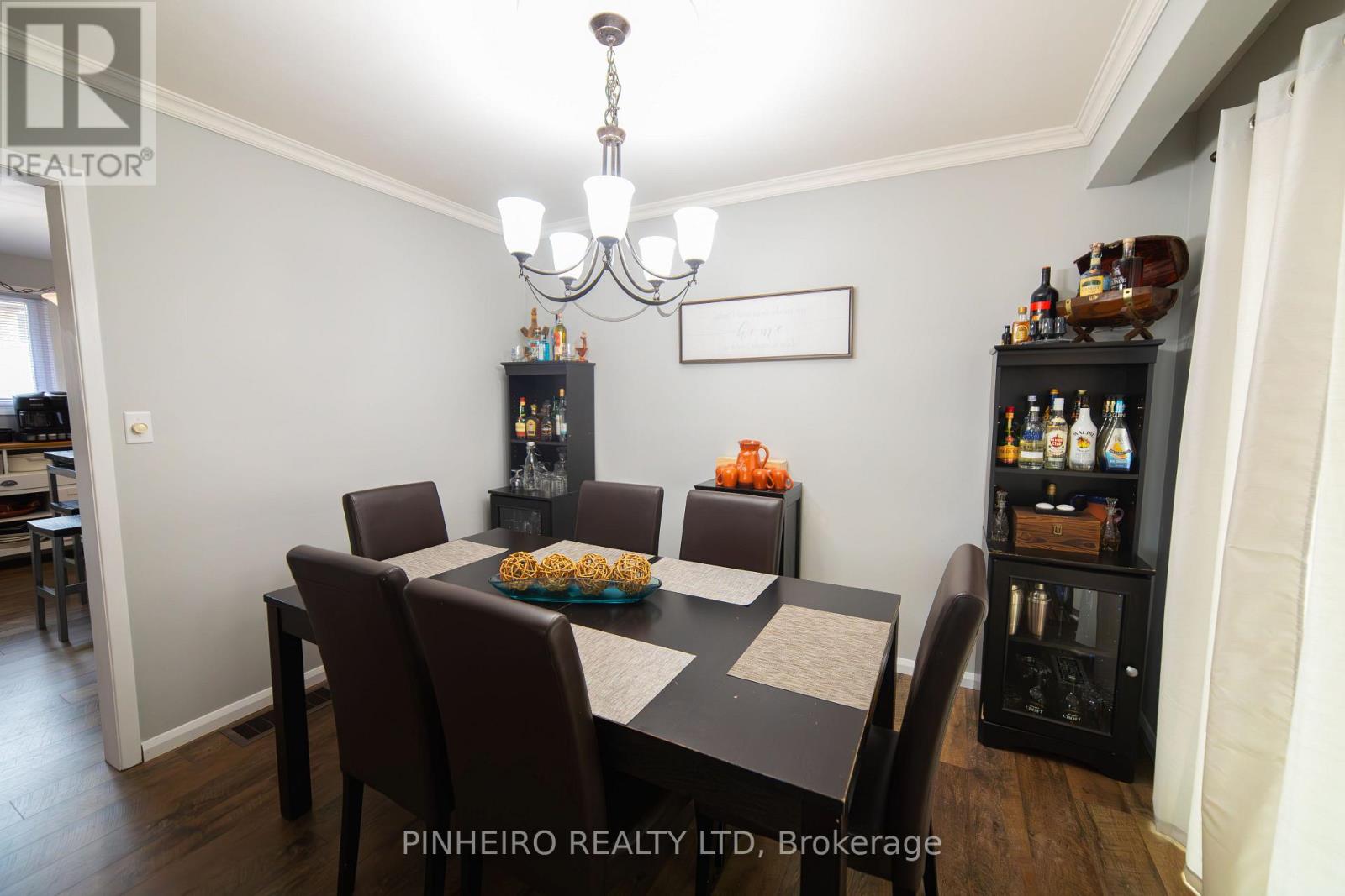 7 Mclarty Drive, St. Thomas, Ontario  N5R 5J7 - Photo 12 - X12083452