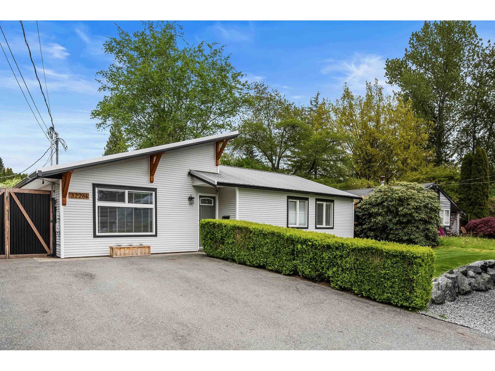 Property at 32261 SWIFT DRIVE image 2